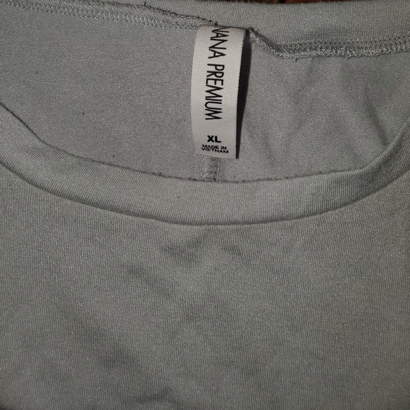 Zenana Premium Light Blue Long Sleeve Tee - Lace Button Detail On Sleeves -XL - Picture 4 of 8